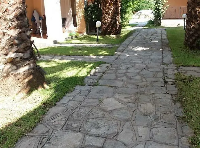 Katerina's Nyaraló Toróni